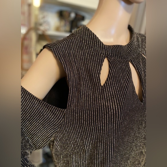 10088 Gold Color shimmering tunic size XXL - Picture 5 of 10